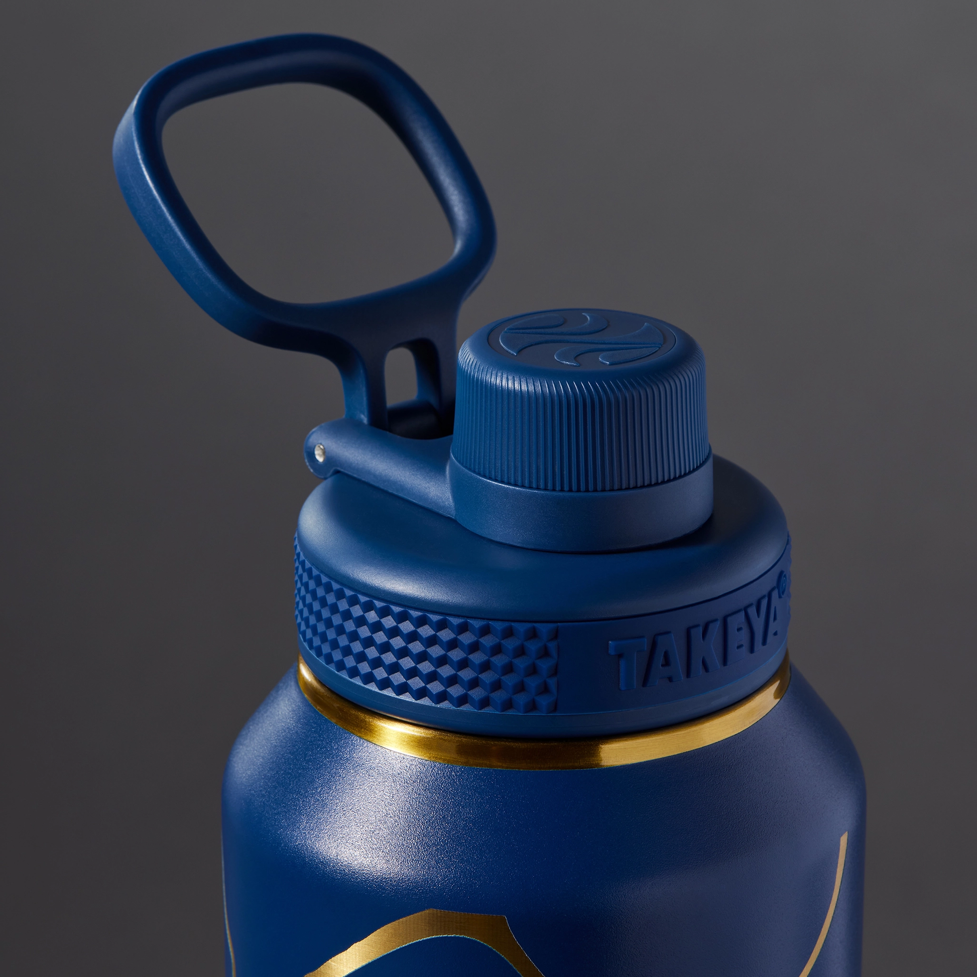 kintsugi-water-bottle-with-spout-lid-h4 51390-TK_HO25_Kintsugi_Takeya9266.png